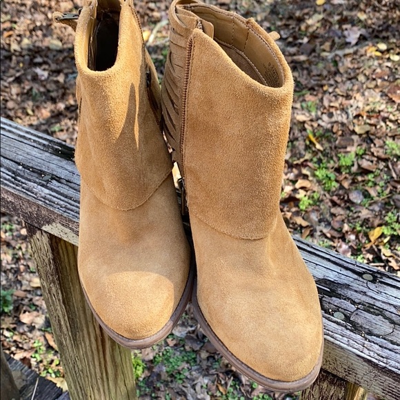 Jessica Simpson booties - Picture 2 of 7